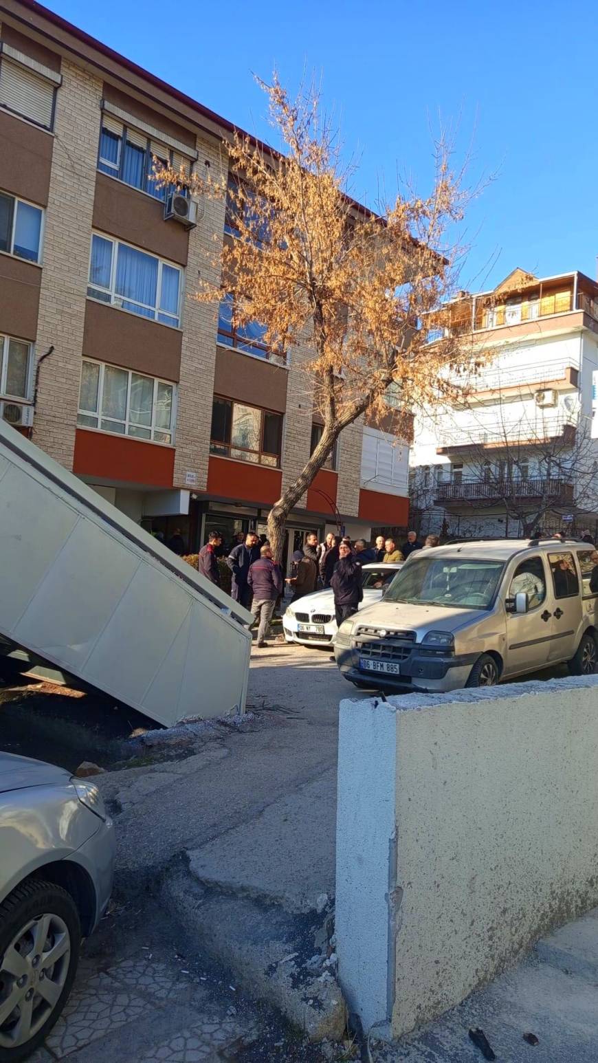 Ankara'da evde karbonmonoksit gazından zehirlenen aynı aileden 3 kişi öldü