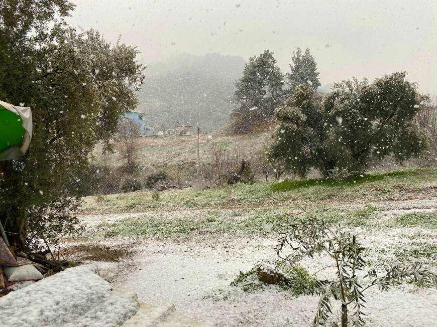 Turgutlu'da kar etkili oldu