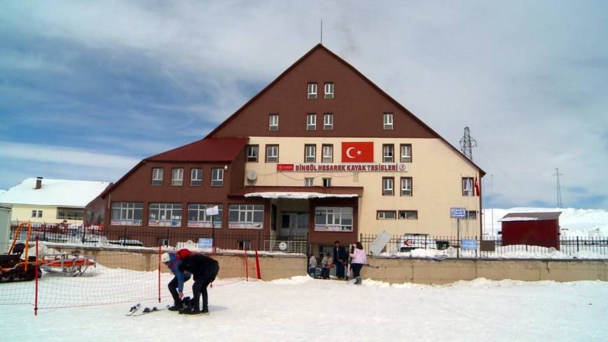 Hesarek Kayak Merkezi'nde konaklama ve telesiyej hizmetleri durduruldu