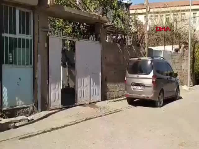 MARDİN- Evde çıkan yangında, 9 kişi dumandan etkilendi