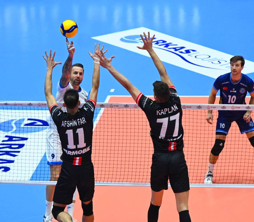 Arkas Spor - İstanbul Gençlik Spor: 3-0
