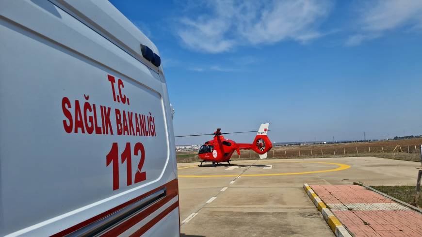 Diyarbakır'da kalp krizi geçiren hasta, ambulans helikopterle sevk edildi