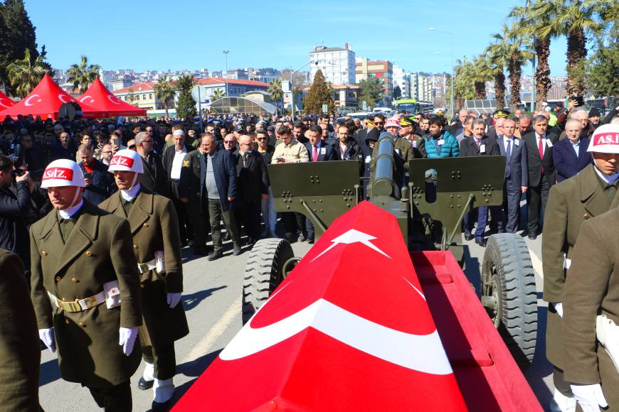 Şehit doktor, memleketi Samsun'da toprağa verildi