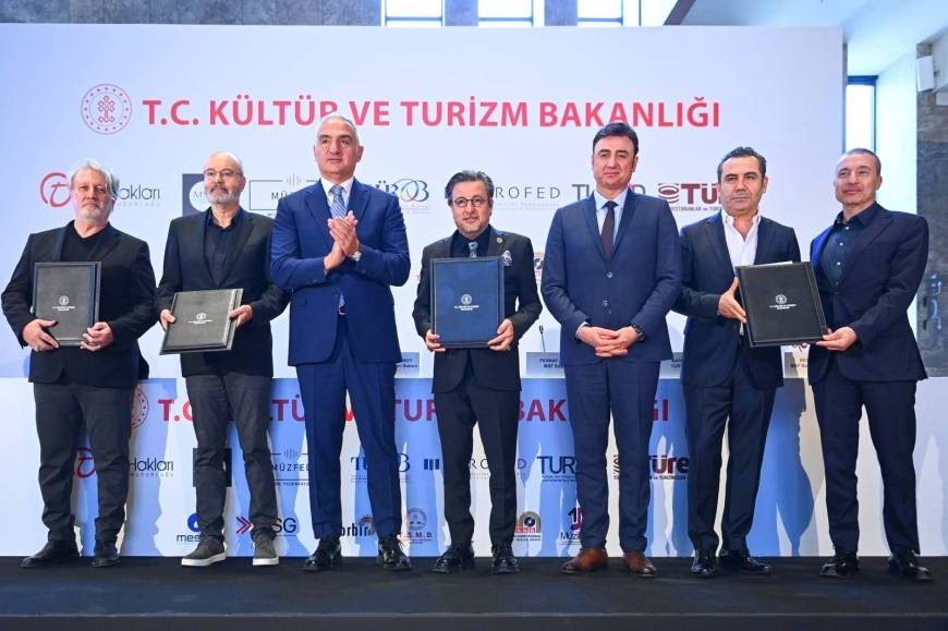 İstanbul - Bakan Ersoy: Bu protokolü telif anlaşmazlıklarının çözümünde önemli bir aşama olarak görüyoruz 