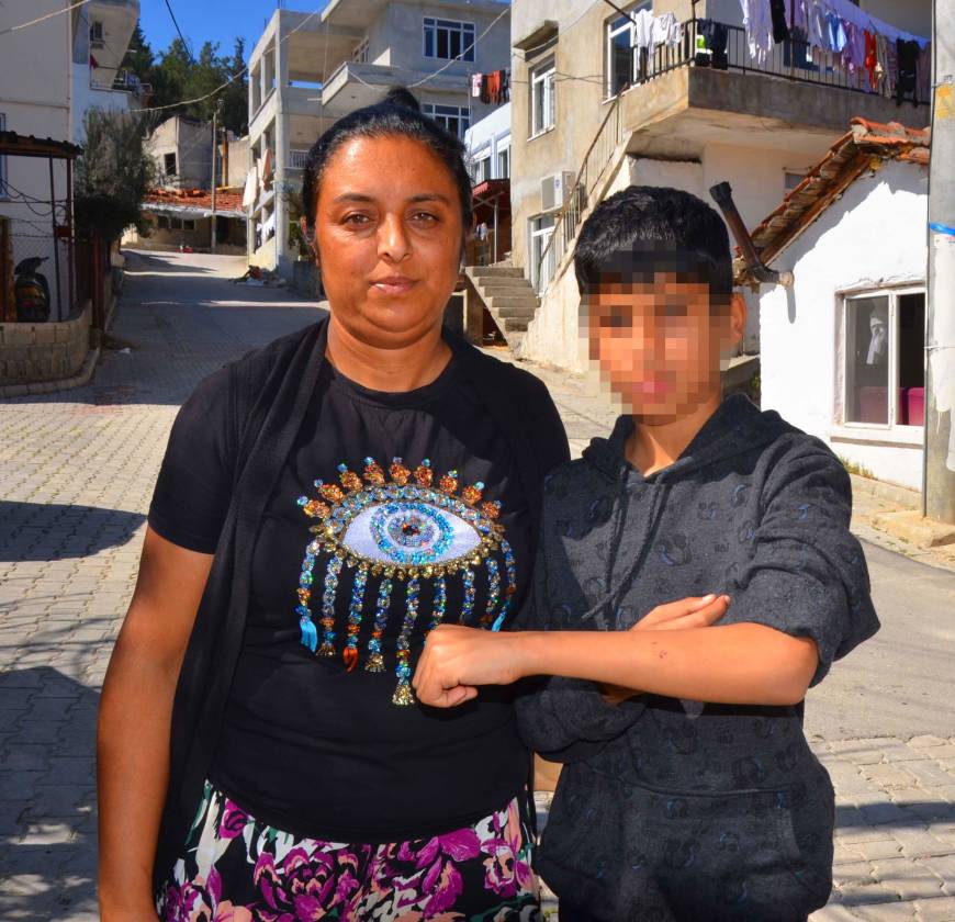 'Öğrencisinin kolunu morartıp, karnına ayağıyla bastı' iddiasına inceleme