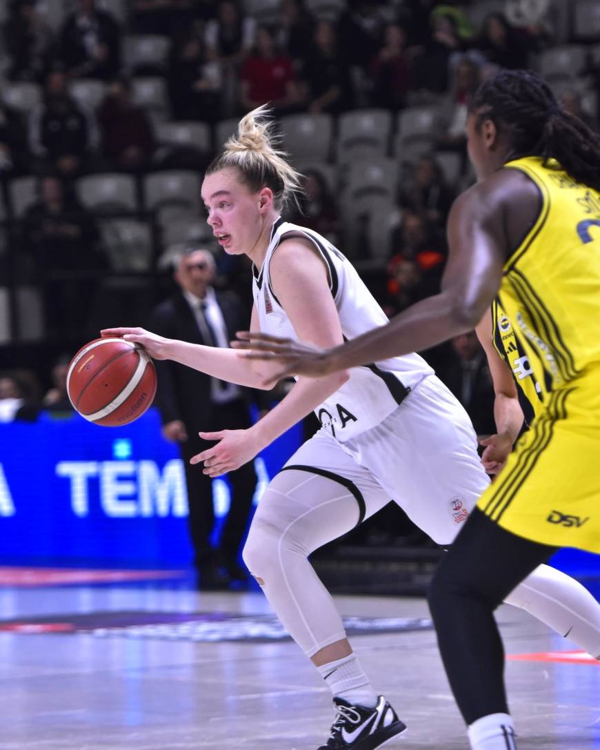 Beşiktaş - Fenerbahçe Opet: 63-91