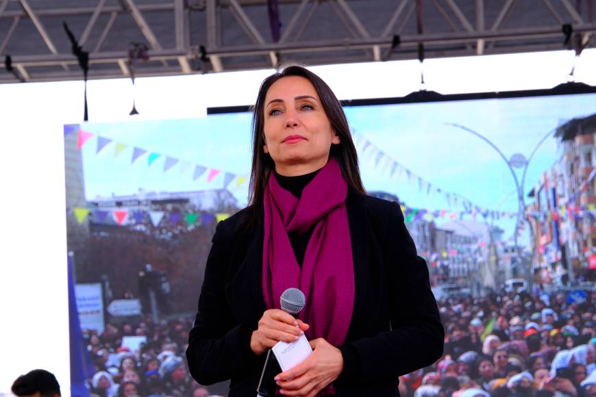 DEM Parti'li Buldan: Bu çağrıya sımsıkı sarılacağız (2)