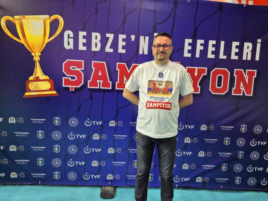 Şampiyon Gebzespor kupasına kavuştu, hedef Efeler Ligi'nde kalıcı olmak