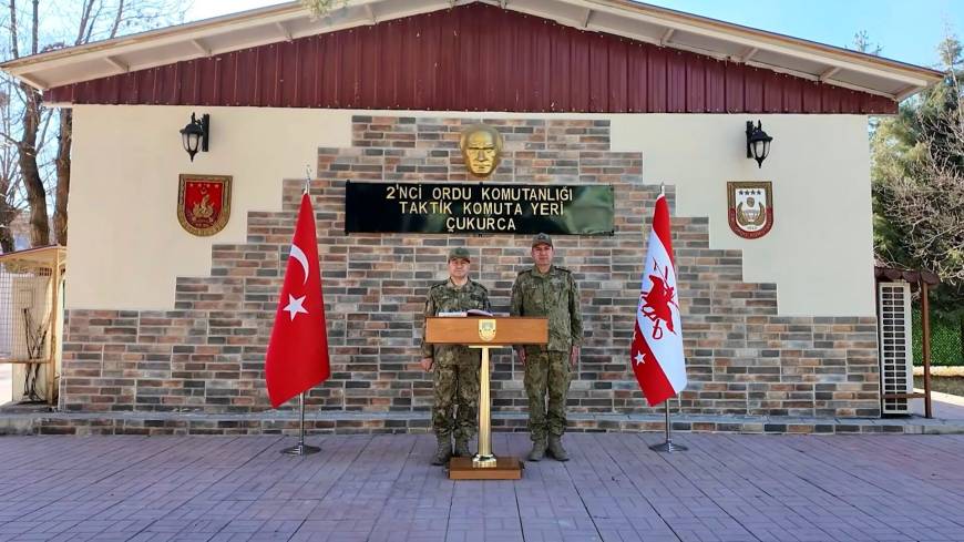 Kara Kuvvetleri Komutanı Bayraktaroğlu'ndan Hakkari'de denetim