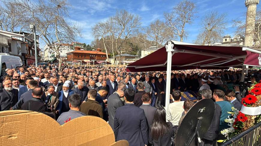 İstanbul - İstanbul Emniyet Müdürü Yıldız'ın kayınpederi son yolculuğuna uğurlandı