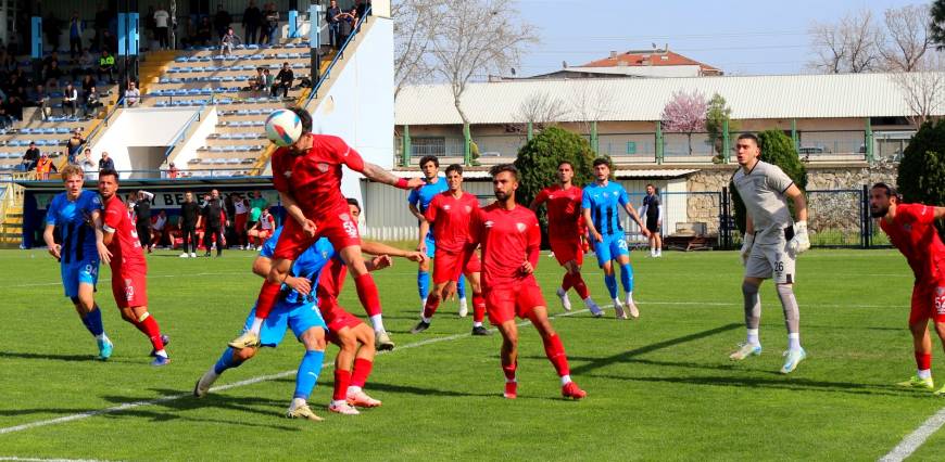 Karacabey Belediyespor - Yeni Mersin İdman Yurdu: 2-1