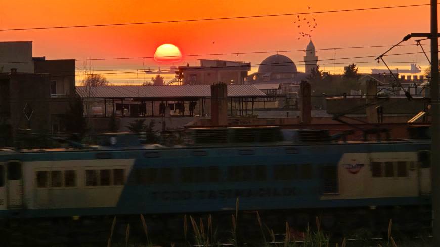 Hatay'da gün batımı, kartpostallık görüntüler oluşturdu