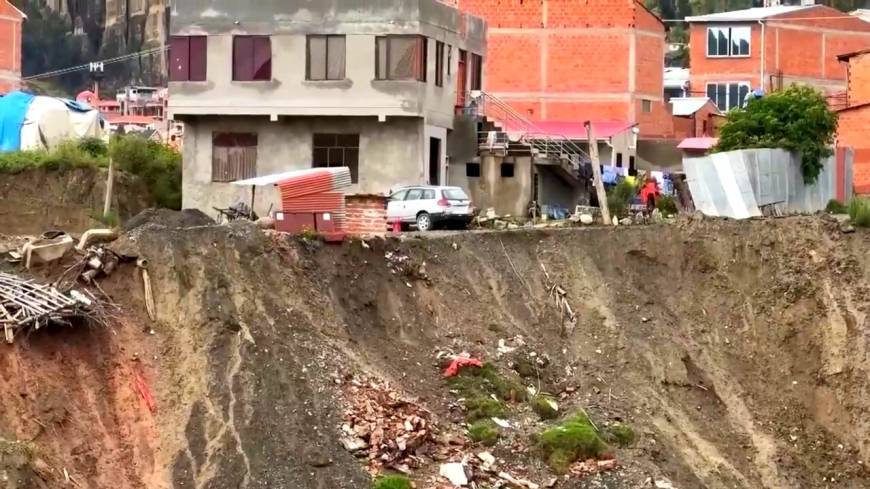 Bolivya'da şiddetli yağış, sel ve taşkınlara yol açtı