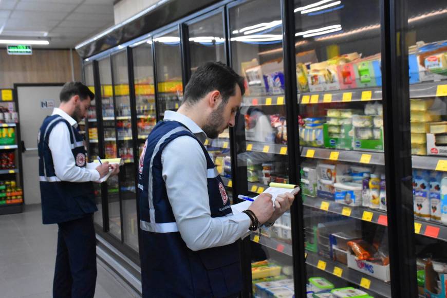 İzmir'de Ramazan Bayramı öncesi 'fahiş fiyat' denetimi