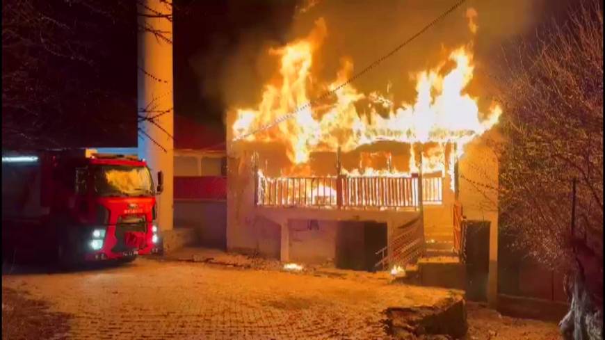 Kahramanmaraş’ta cami lojmanında yangın