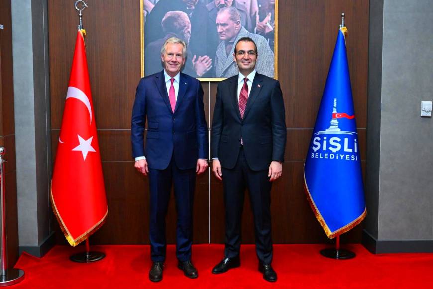 Eski Almanya Cumhurbaşkanı Wulff, Şişli Belediye Başkanı Şahan’ı ziyaret etti