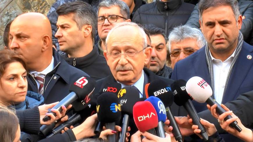 İstanbul- Eski CHP Genel Başkanı Kemal Kılıçdaroğlu: Belediye başkanı sabahın köründe gözaltına alınmaz