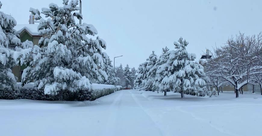 Erzincan'da eğitime kar engeli