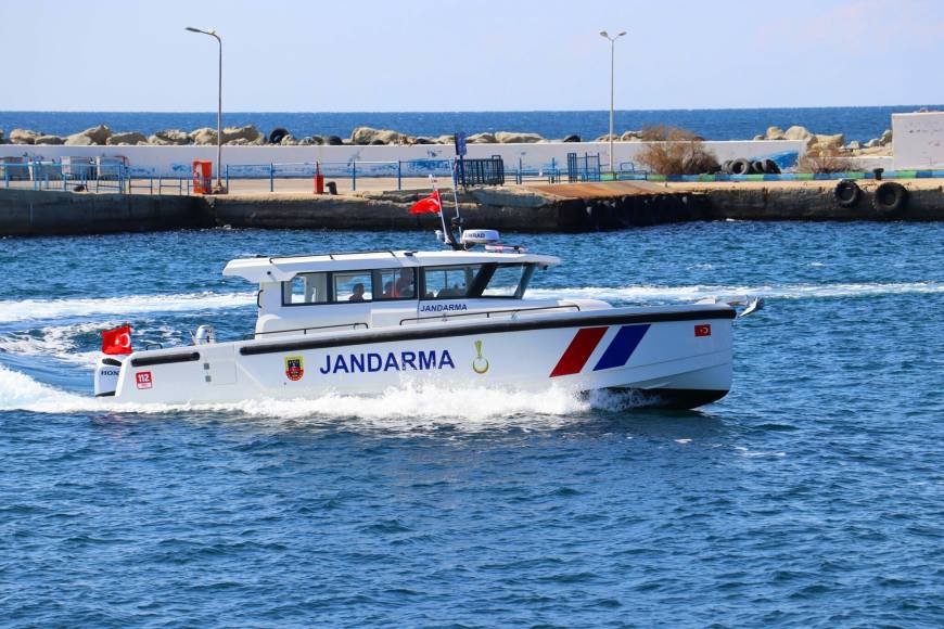 Çanakkale'de Jandarma Asayiş Bot Timi göreve başladı