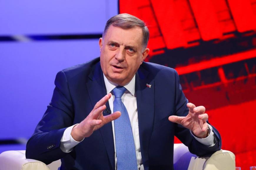 Almanya ve Avusturya, Sırp lider Dodik'e ülkeye giriş yasağı getirdi