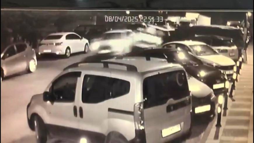 İstanbul - Ümraniye'de 3 kişinin yaralandığı kaza kamerada