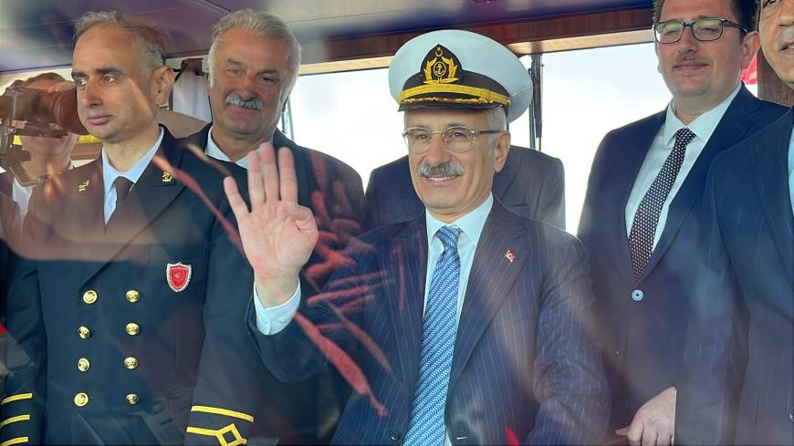 İstanbul- Bakan Uraloğlu Gemilerimiz denetim zincirlerinden kurtulmuş şekilde küresel sularda özgürce seyrediyor