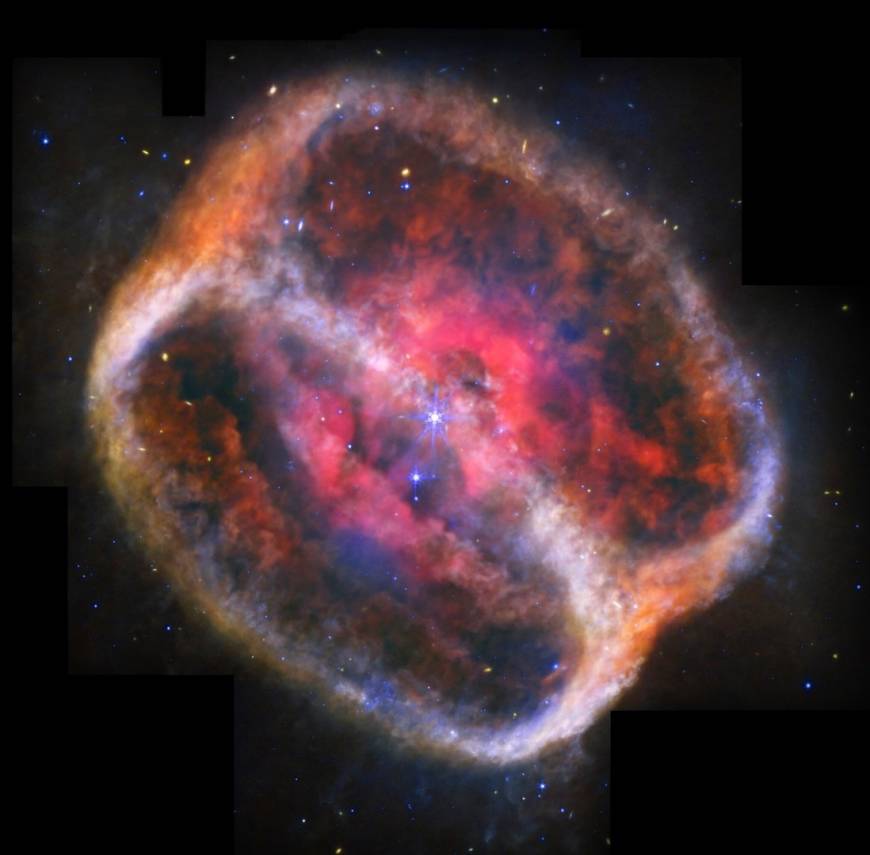 NASA, ölen yıldızın hayalet halkalarını ayrıntılı şekilde görüntüledi