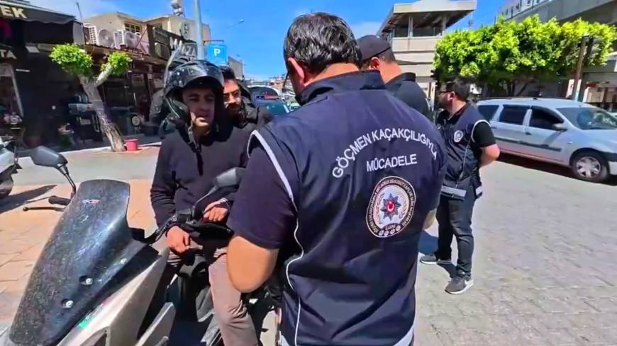 Bakan Yerlikaya: 723 düzensiz göçmen yakalandı
