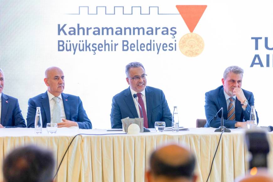 Ahmet Bolat: Uzun uçuşlarımızda Maraş dondurmasını tanıtacağız