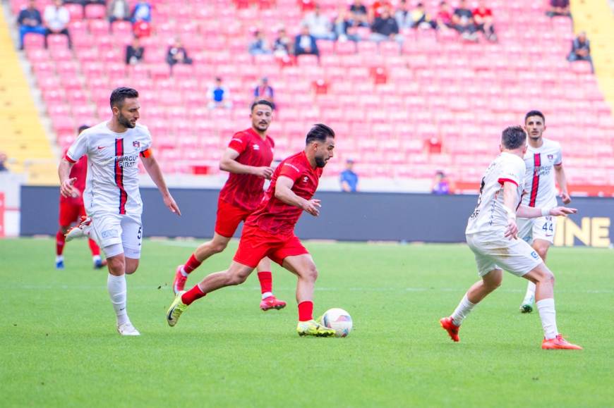 Yeni Mersin İdmanyurdu-Vanspor: 0-0