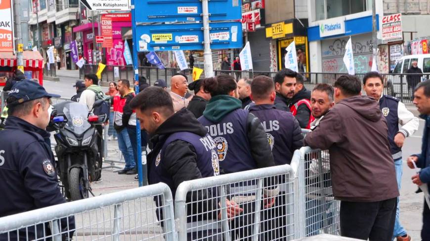 İstanbul - Kadıköy’de miting öncesi toplanmalar başladı