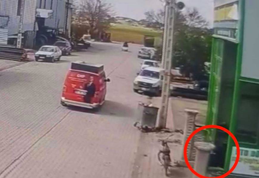 CHP aracı geçerken, silahla havaya ateş edildi iddiası: 2 gözaltı (3)