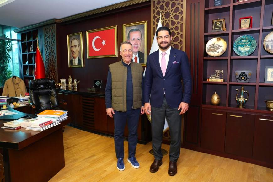 Türkiye Güreş Federasyonu Başkanı Taha Akgül, Abdurrahman Dursun’u ziyaret etti