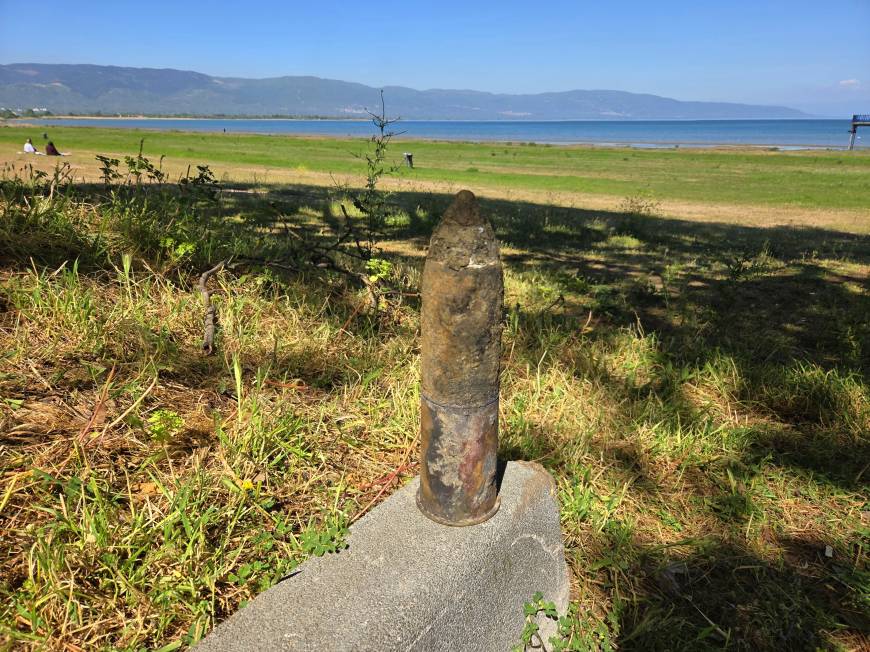 İznik Gölü'nde piknik yapan çocuğun bulduğu 1916 Alman yapımı top mermisi imha edildi