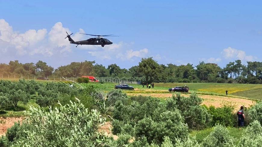 Adana'da cayrokopter, araziye sert iniş yaptı / Ek fotoğraflar