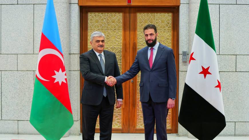 Suriye Cumhurbaşkanı Şara, Şam'da Azerbaycanlı üst düzey heyeti kabul etti