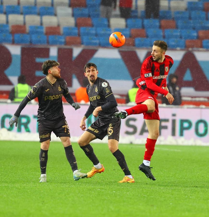 Trabzonspor’da Uğurcan Çakır ile Stefan Savic’in sağlık durumuyla ilgili açıklama