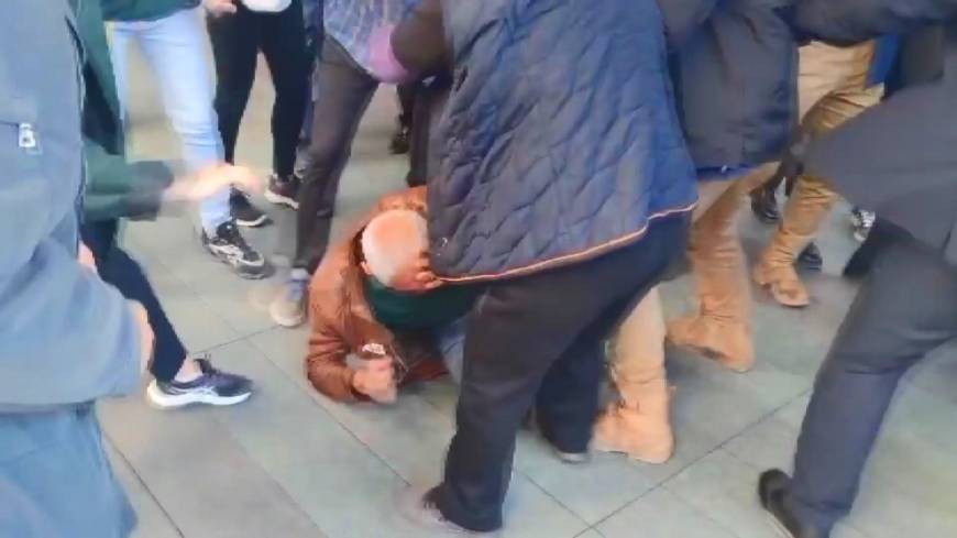 İstanbul - Özgür Özel'e saldıran şüphelinin emniyetteki işlemleri sürüyor
