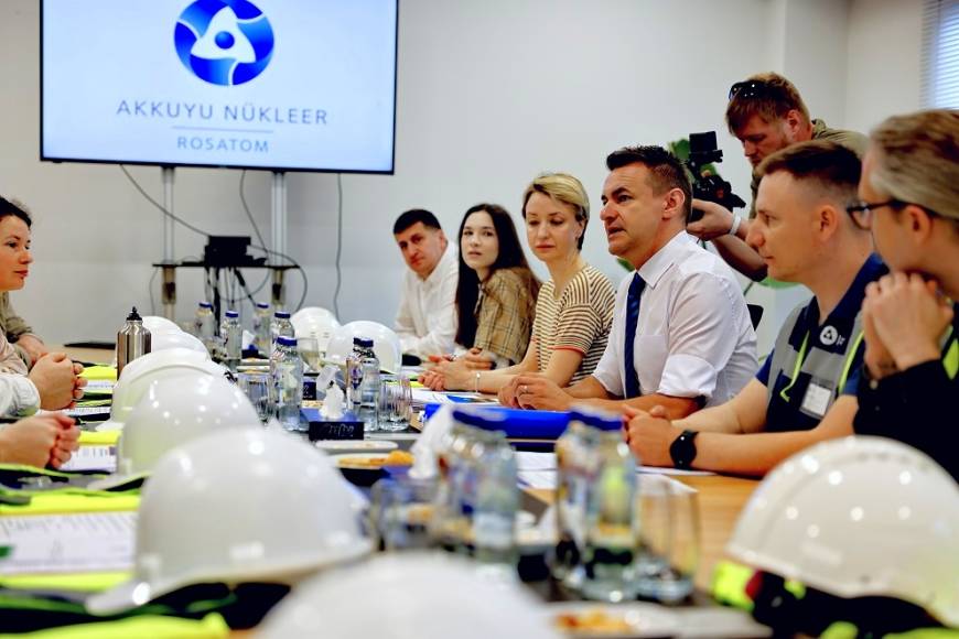 Rusya'nın önde gelen içerik üreticileri Akkuyu NGS, sahasını ziyaret etti
