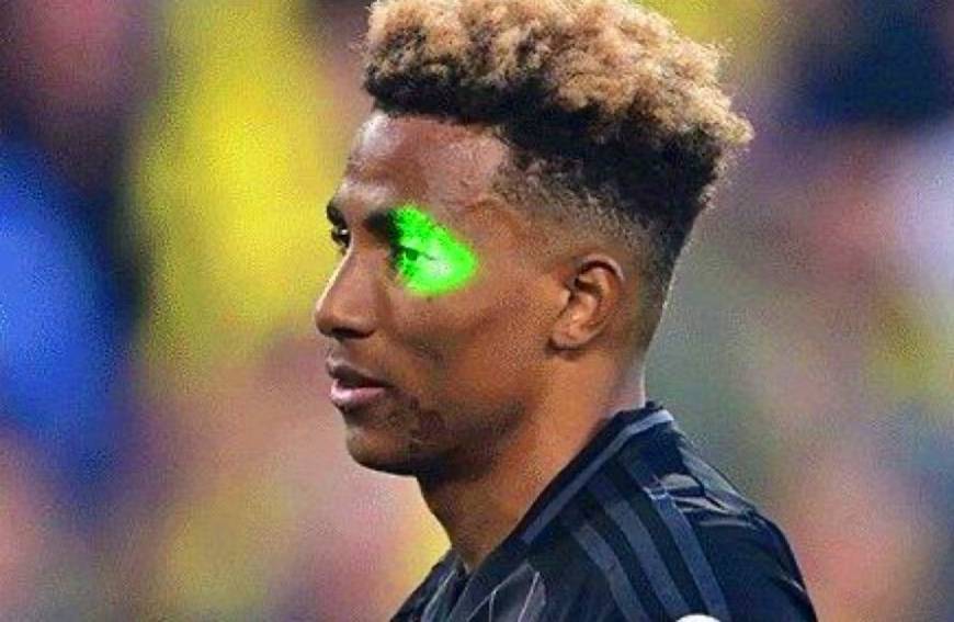 İstanbul- Gedson Fernandes'e lazer tutan taraftar 'spordan men' cezasıyla serbest bırakıldı