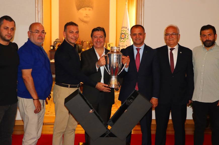 Muğlaspor teşekkür turlarında