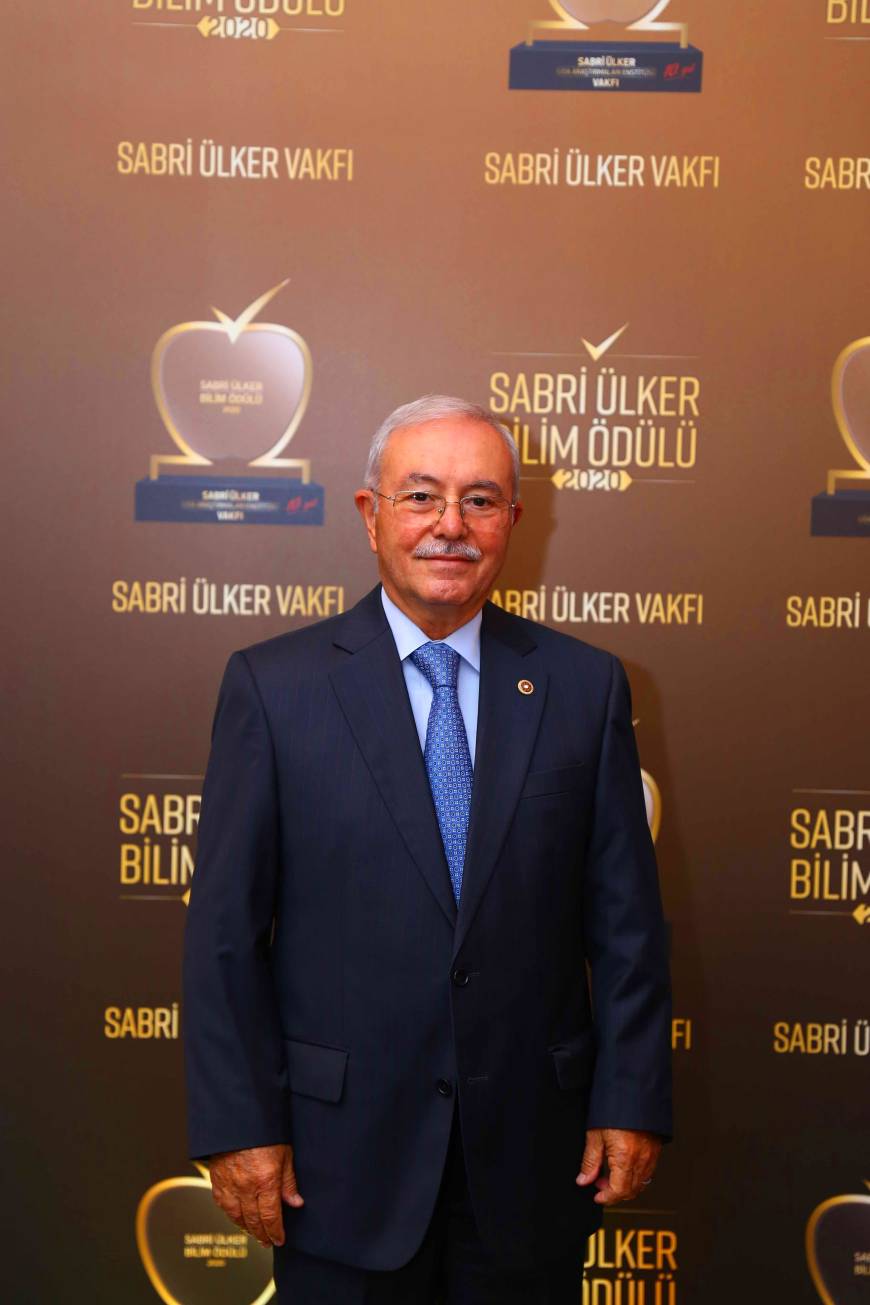 Sabri Ülker Vakfı, eczacılar için 'Beslenme ve Beslenme İletişimi' programını başlattı