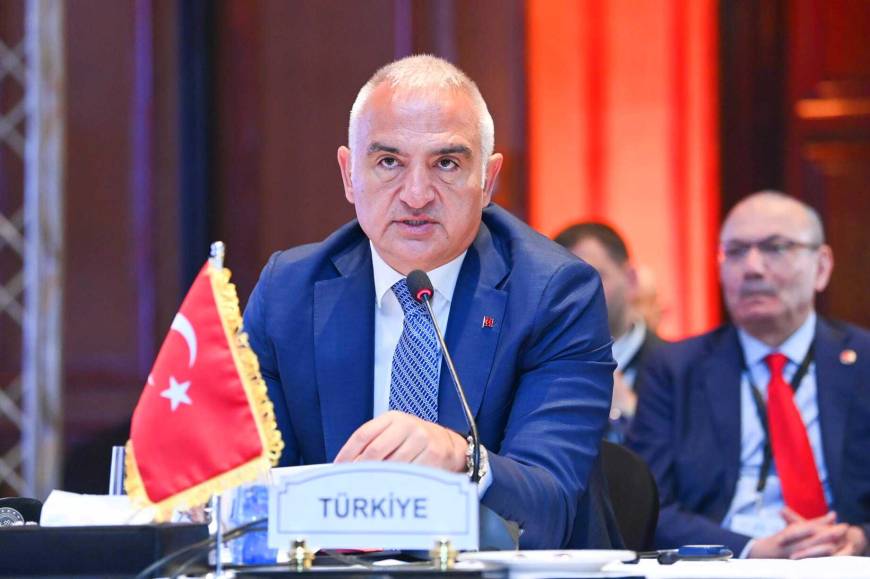 Bakan Ersoy, Kahire'de