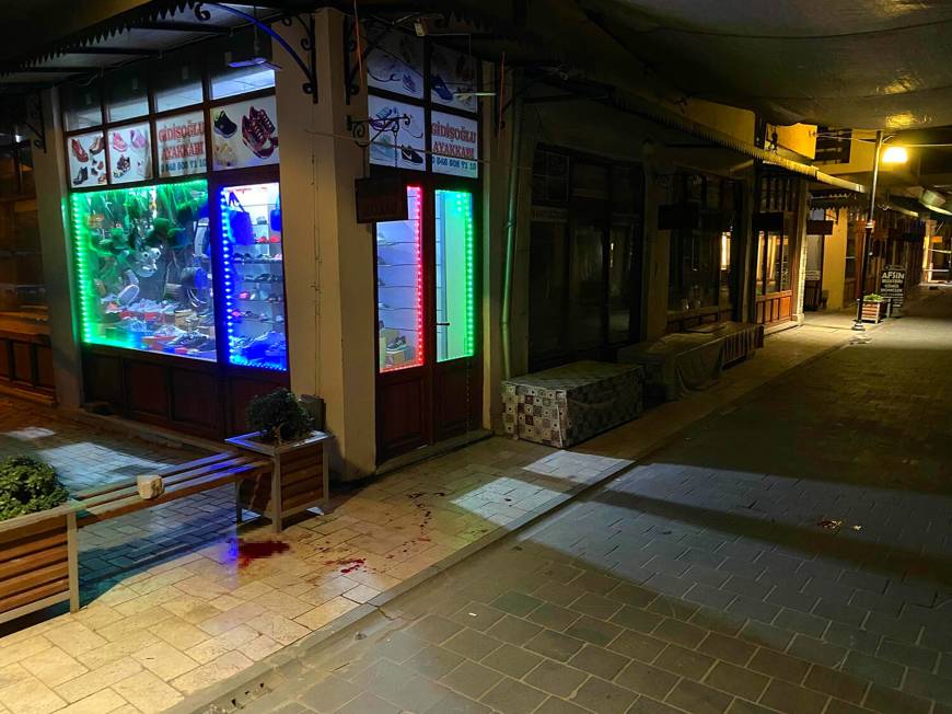 Manisa'da bıçaklı kavga; 1 ağır yaralı