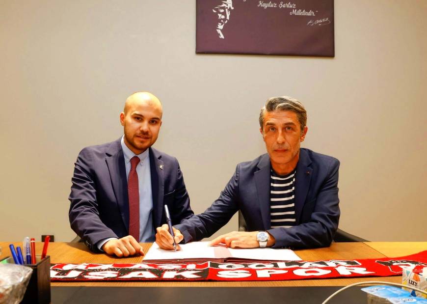 Uşakspor'da sportif direktörlük Karıklar'a emanet