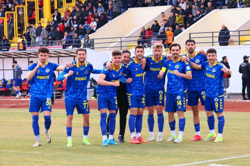Menemen FK Play-Off'ta Vanspor'la oynayacak