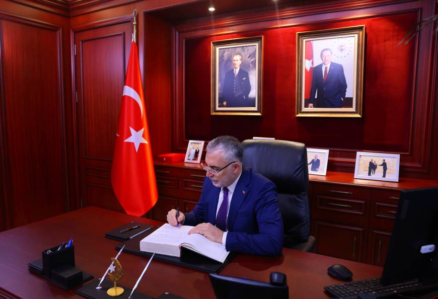 Bakan Işıkhan, Türkiye’nin Taşkent Büyükelçiliği’ni ziyaret etti