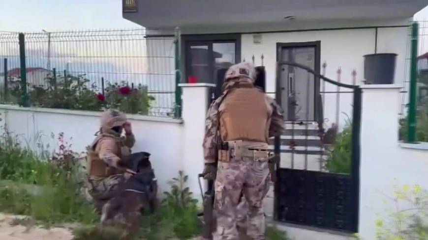 İstanbul - Silivri’de yasadışı bahis çetesinin finans evleri ortaya çıkarıldı, 7 şüpheliden 4'ü tutuklandı