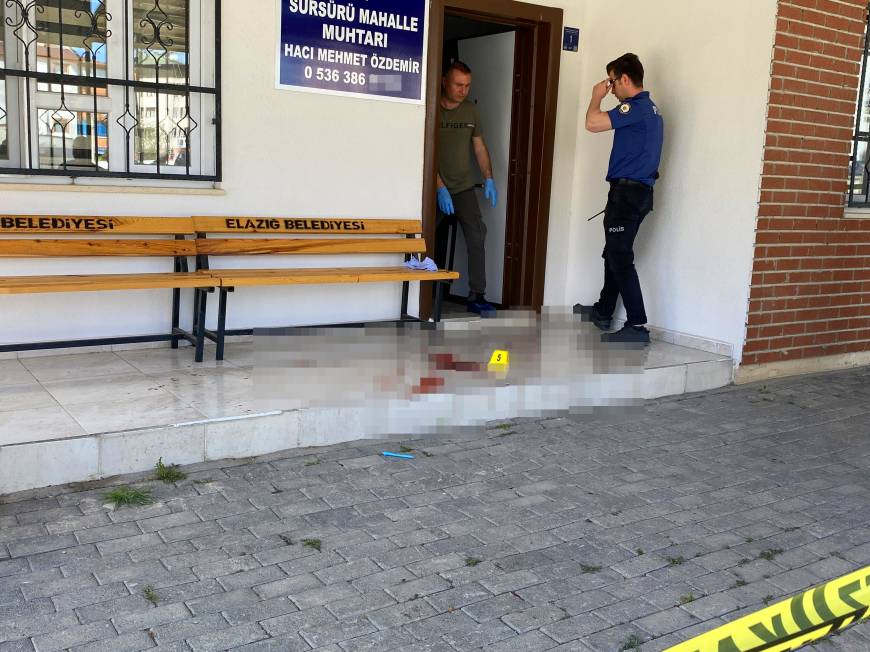 Mahalle muhtarı, silahlı saldırıda yaralandı
