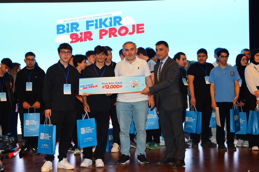 İstanbul - '1 Fikir 1 Proje' ödülleri 8'inci kez sahiplerini buldu